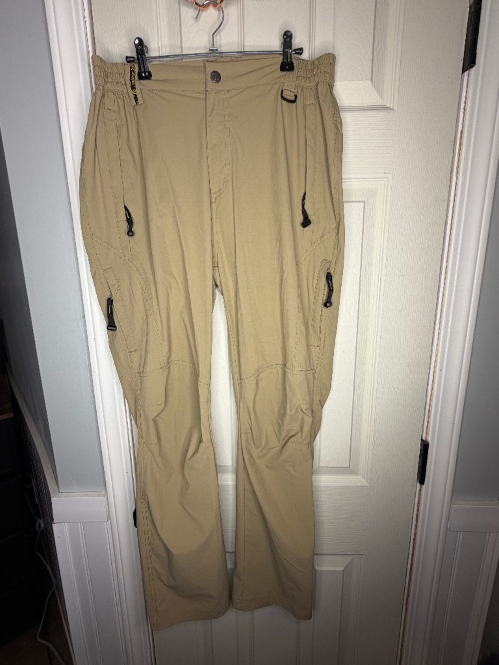 Outdoor Sports Tan Water resistant M pants